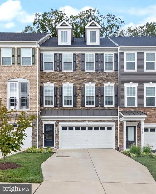 3807 Polo Pl, UPPER MARLBORO, MD, 20772-4034 | Card Image