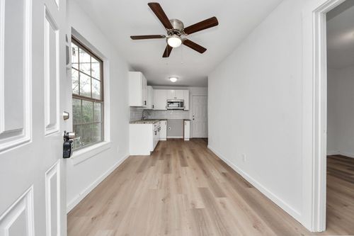 209 Owens St, Houston, TX, 77029-4536 | Card Image