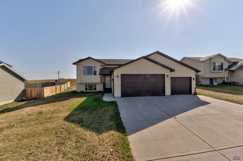 808 Lone Soldier Rd, Box Elder, SD, 57719 | Card Image