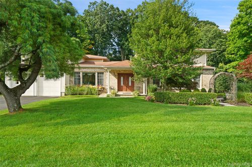 6 Orchard Hill Dr, Monsey, NY, 10952-1503 | Card Image