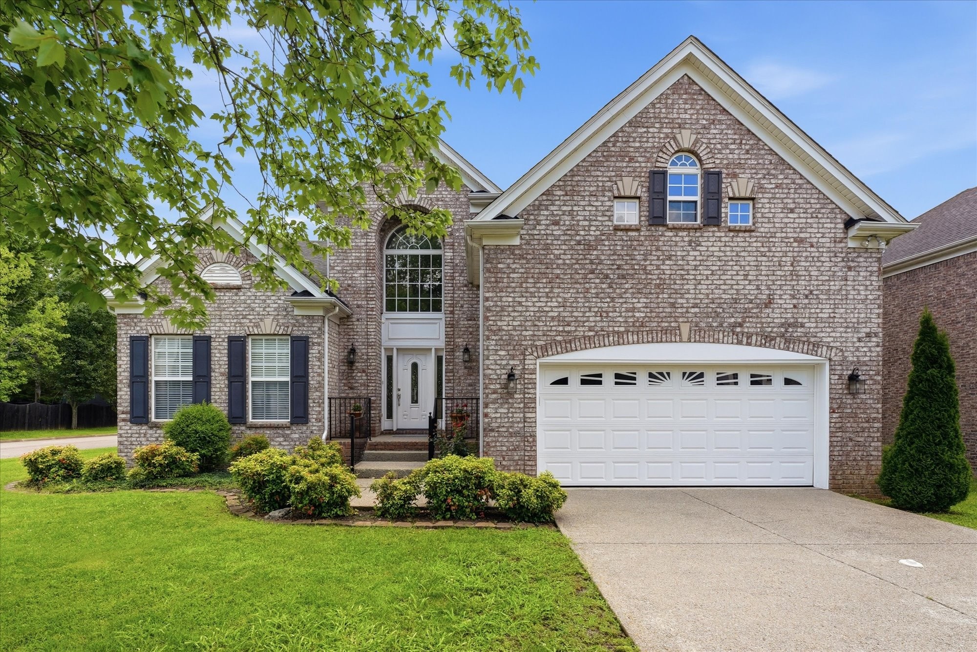 Residential in Brentwood 3