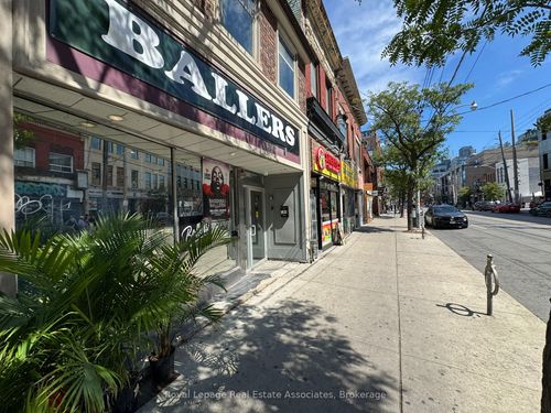 560 Queen St W, Toronto, ON, M5V2B5 | Card Image