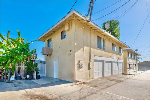 1031 Friar Ln, Pomona, CA, 91766-4314 | Card Image