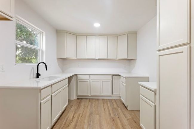 1202 Sw 11 Th Ave, House other with 3 bedrooms, 2 bathrooms and null parking in Mineral Wells TX | Image 9