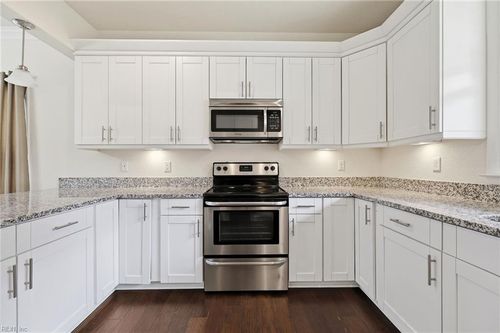 2624 Bapaume Avenue, Norfolk, VA, 23509 | Card Image