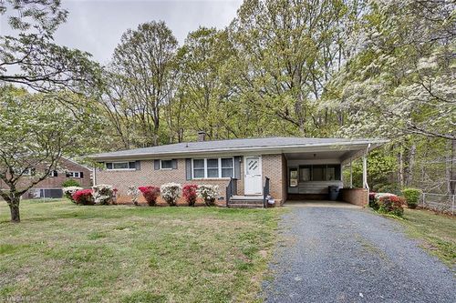 1407 Meadowbrook Rd, Asheboro, NC, 27203-4047 | Card Image