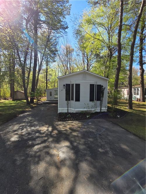 27 Leisure Way, Coventry, RI, 02816-6724 | Card Image
