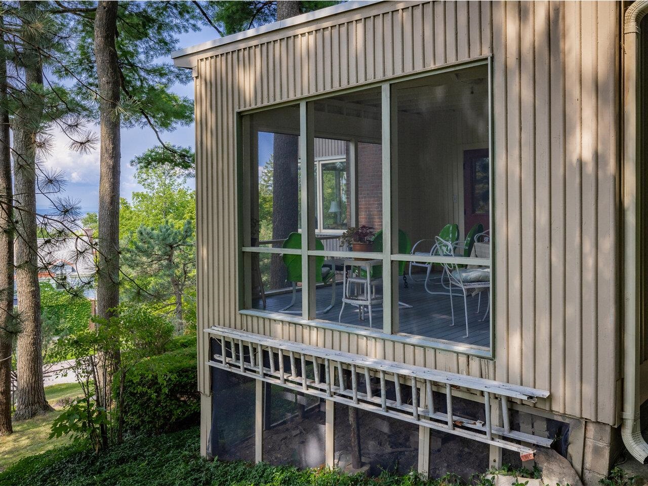 Deforest Rd, Burlington, VT 05401