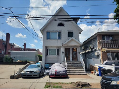 61 173rd St, Fresh Meadows, NY, 11365-2030 | Card Image