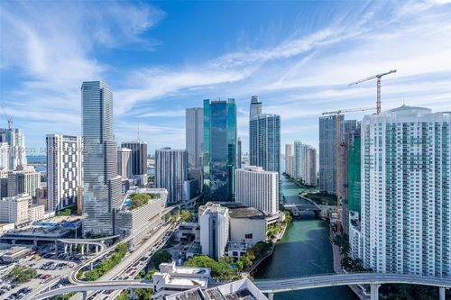 apt-3501-350 S Miami Ave, Miami, FL, 33130-1935 | Card Image