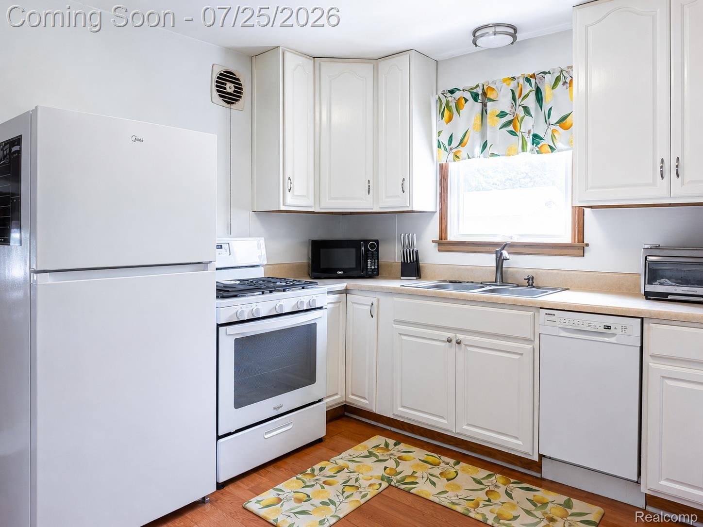 Residential in Frenchtown Township 5