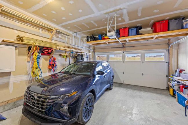 228 Rainbow Falls Green, Home with 3 bedrooms, 3 bathrooms and 4 parking in Chestermere AB | Image 45
