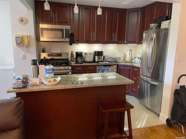 APT-3E - 35-20 147 Th St, Condo with 2 bedrooms, 2 bathrooms and 1 parking in Flushing NY | Image 4