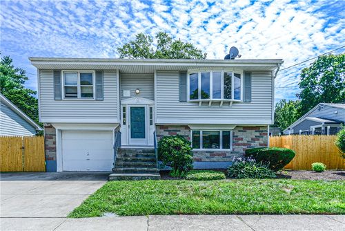 45 North Avenue, Providence, RI, 02906 | Card Image