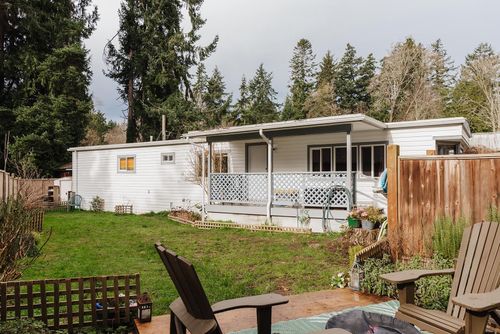 1-4514 Sunshine Coast Highway, Sechelt, BC, V7Z0G9 | Card Image