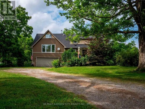 1571 Pelham Road, St. Catharines (Rural Eighth), ON, L2R6P7 | Card Image