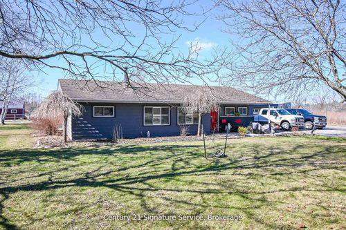 752 Empire Rd, Sherkston, ON, L0S1R0 | Card Image