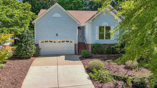 125 Chimney Rise Dr, Cary, NC, 27511-7214 | Card Image