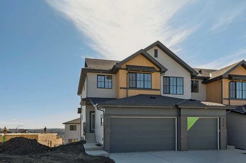 410 Heritage Blvd, Cochrane, AB, T4C3K9 | Card Image