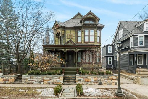 283 Avon St N, Saint Paul, MN, 55104-5502 | Card Image