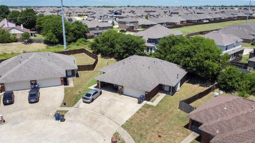 2633 Ventura Ct, Glenn Heights, TX, 75154-2063 | Card Image