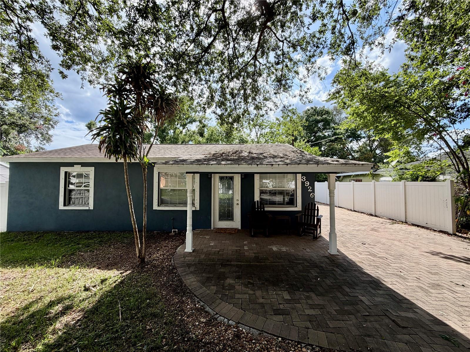 Residential Lease in TAMPA