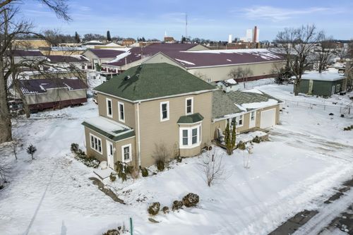 110 W Mill St, Winthrop, MN, 55396-2500 | Card Image