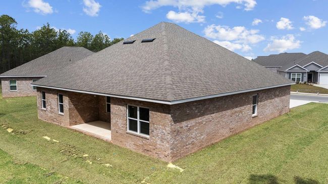 Rear Exterior | Image 33