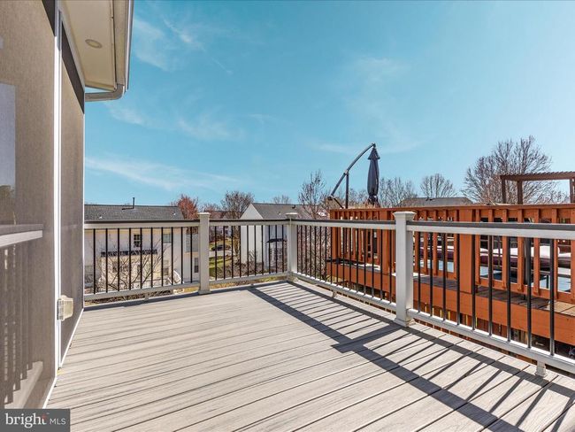 20270 Glenrobin Ter, Townhouse with 4 bedrooms, 4 bathrooms and null parking in ASHBURN VA | Image 17