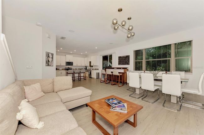 2587 Temple St, House other with 4 bedrooms, 3 bathrooms and null parking in SARASOTA FL | Image 11