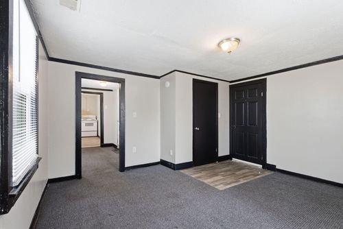 2-0308 E Seventh St, Lexington, KY, 40508-1653 | Card Image