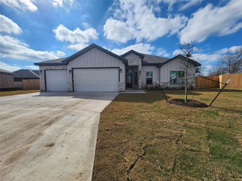 819 Eagle Cross Cv, Salado, TX, 76571-6682 | Card Image