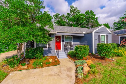 2725 Ryan Ave, Fort Worth, TX, 76110-3029 | Card Image