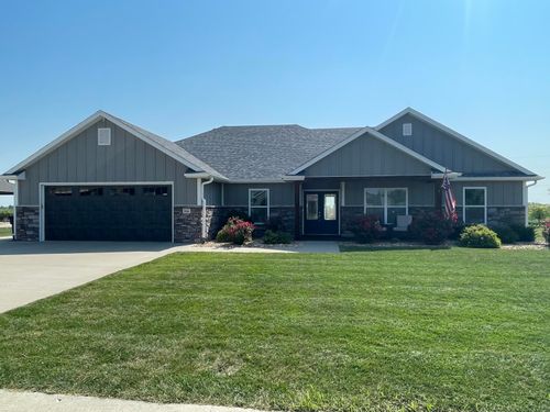 916 Lockport Dr, CENTRALIA, MO, 65240-4150 | Card Image