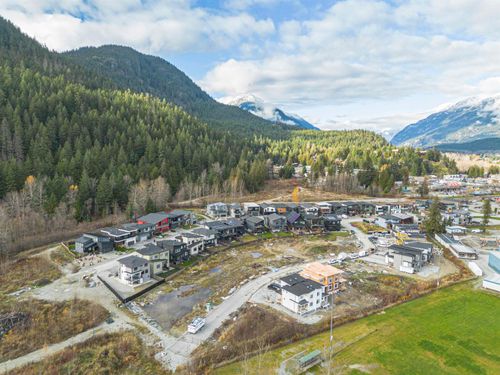 1013 Phare Cres, Pemberton, BC, V0N | Card Image