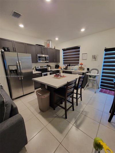 1483 - 1483 Se 26th Ter, Townhouse with 3 bedrooms, 3 bathrooms and null parking in Homestead FL | Image 2