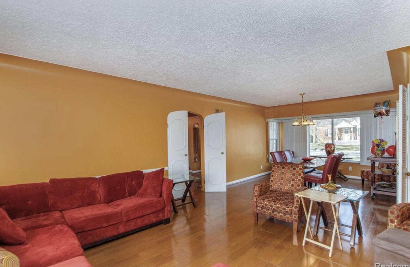 Residential in Harper Woods 5