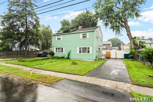 366 Columbus Ave, Stratford, CT, 06615-7212 | Card Image