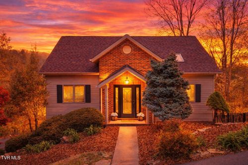 170 Aston Ct, Kingsport, TN, 37660-7590 | Card Image