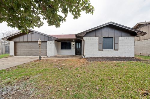 3209 Gail Ct, Irving, TX, 75060-4804 | Card Image