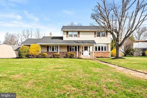 2 Rockleigh Dr, EWING, NJ, 08628-1513 | Card Image