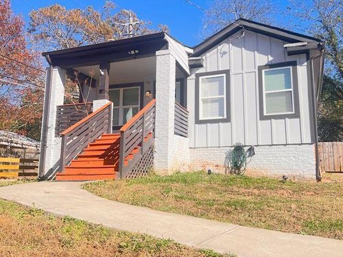 1074 Hobson St Sw, Atlanta, GA, 30310-3572 | Card Image