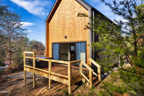 3553 Lillie Boulevard, Sevierville, TN, 37876 | Card Image