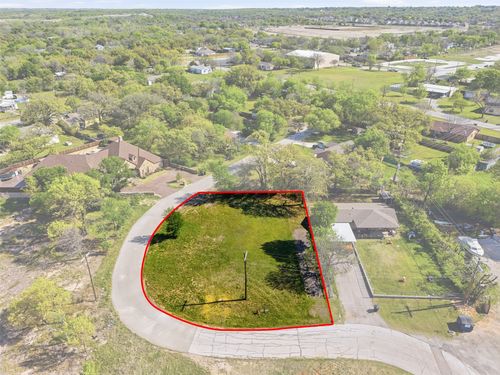 4236 Karen Ln, Lake Worth, TX, 76135-2117 | Card Image