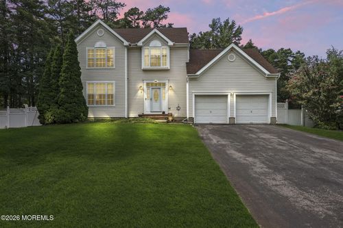 2 Sparrow Ct, Jackson, NJ, 08527-3176 | Card Image