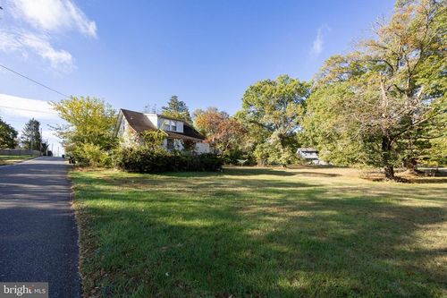 4 Boraten Rd, LIMERICK, PA, 19468-1002 | Card Image