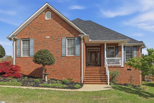 172 Roberts Meadow Loop, Spartanburg, SC, 29307-3166 | Card Image