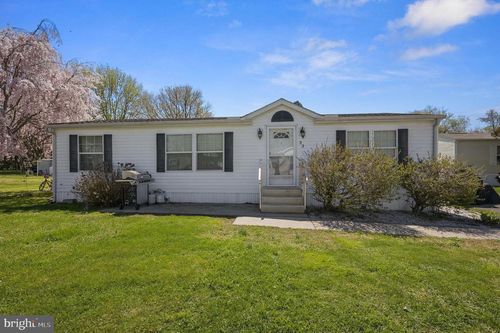 33-33 Hedgerow Hollow Rd, SMYRNA, DE, 19977-1863 | Card Image