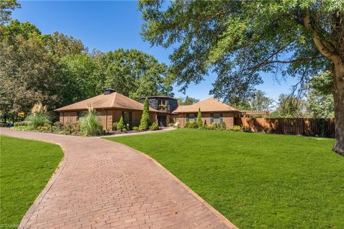 8421 Witty Rd, Summerfield, NC, 27358-9312 | Card Image