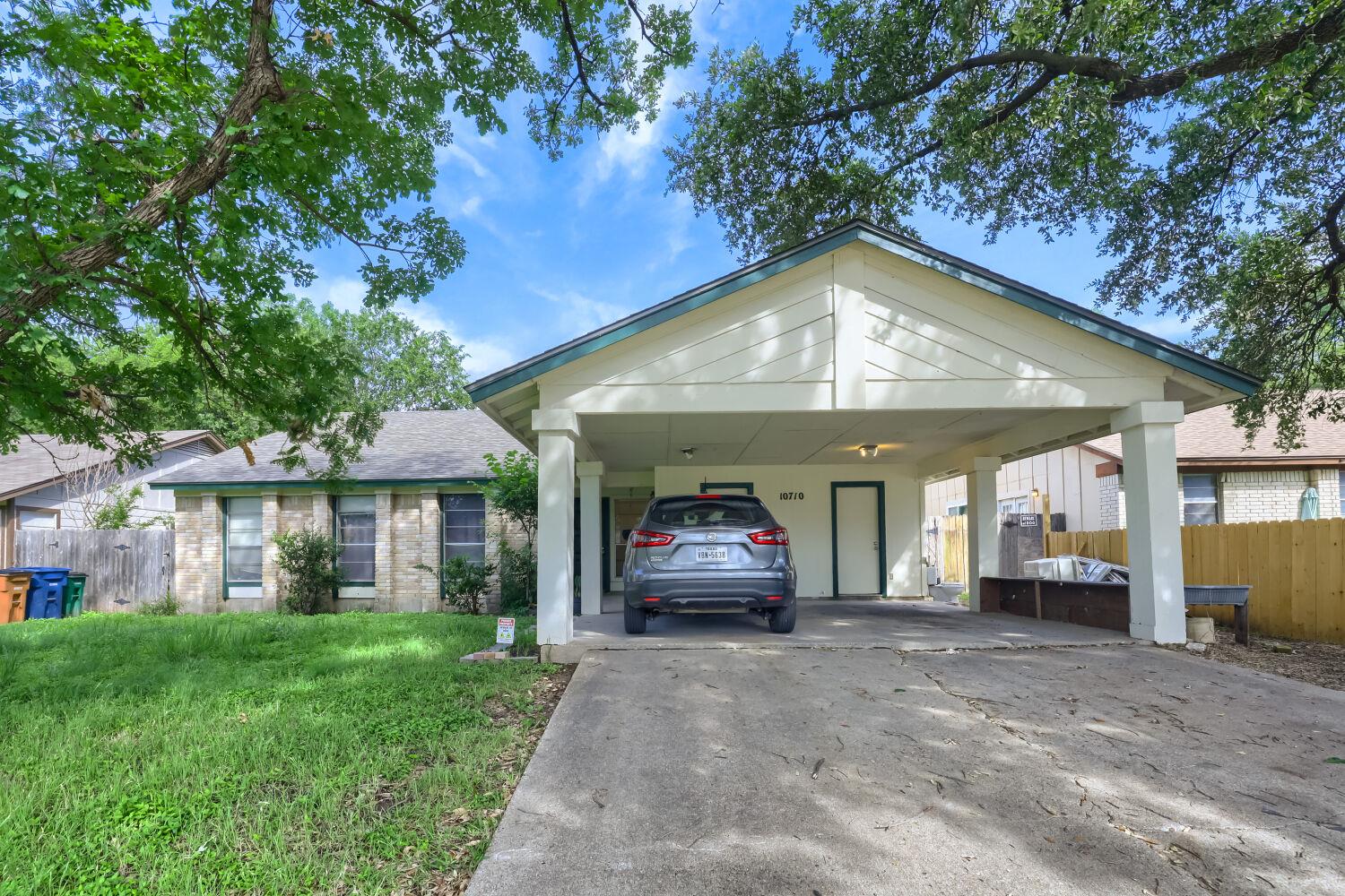Residential Lease in Austin 3